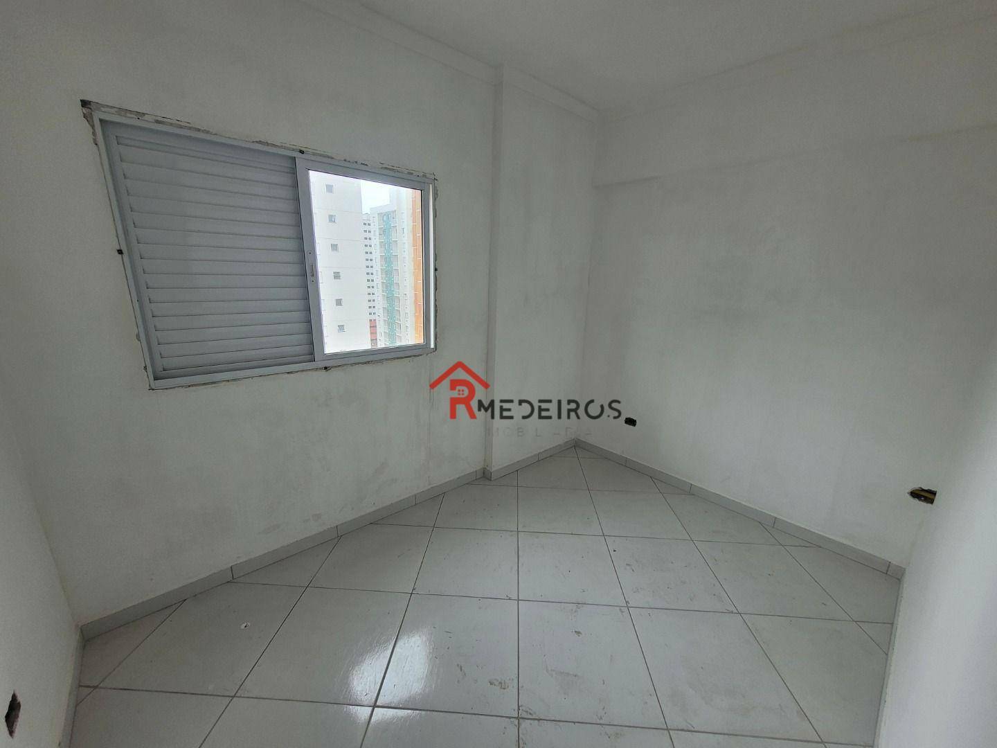 Apartamento à venda com 2 quartos, 60m² - Foto 12