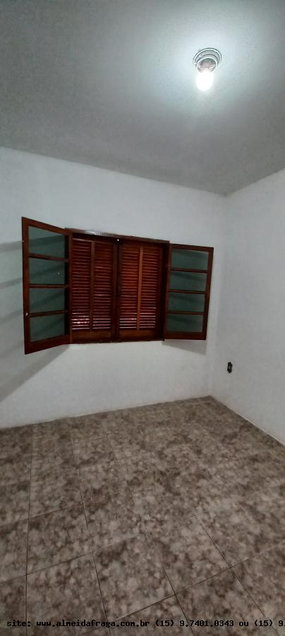 Casa para alugar com 5 quartos, 300m² - Foto 30