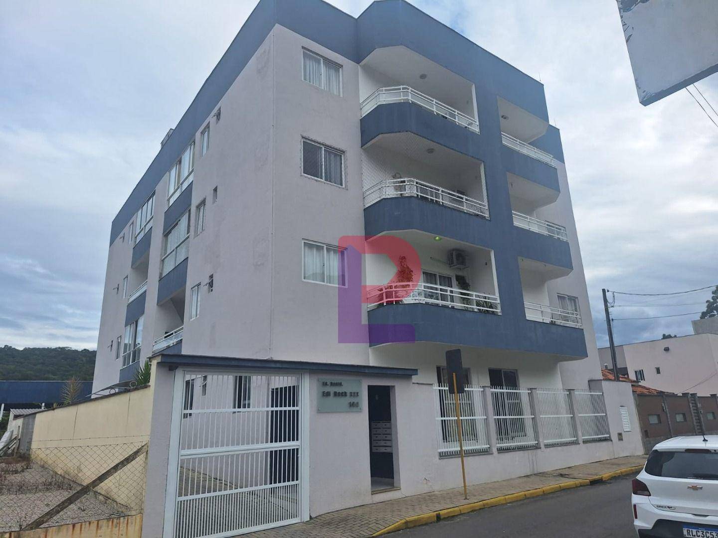 Apartamento à venda com 2 quartos - Foto 1