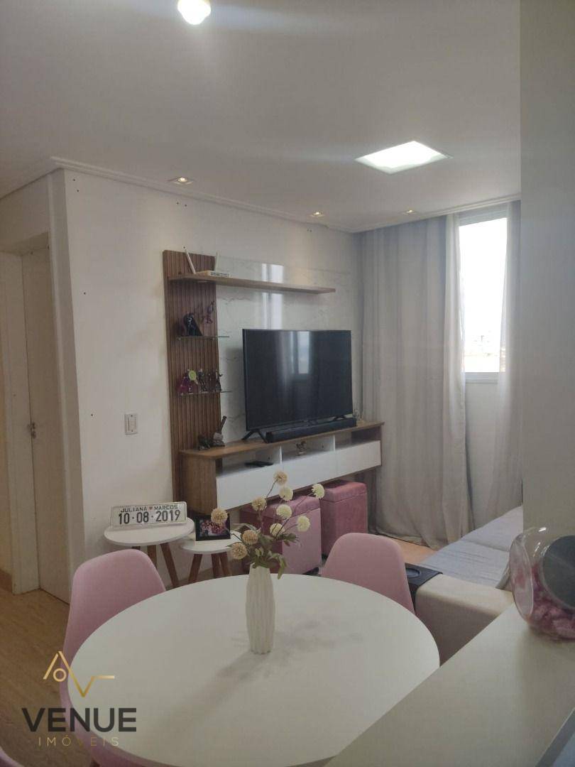 Apartamento à venda com 2 quartos, 47m² - Foto 2