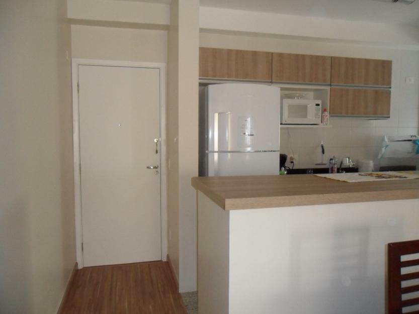 Apartamento à venda com 2 quartos, 77m² - Foto 2