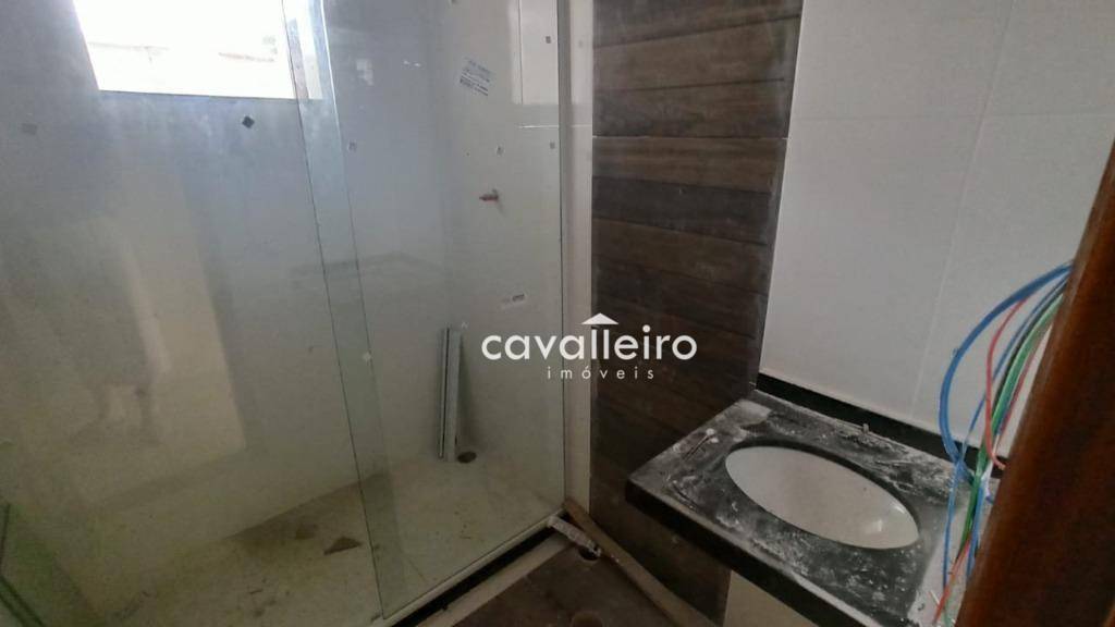 Casa à venda com 3 quartos, 80m² - Foto 2