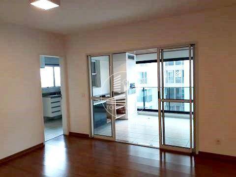 Apartamento à venda com 3 quartos, 105m² - Foto 3