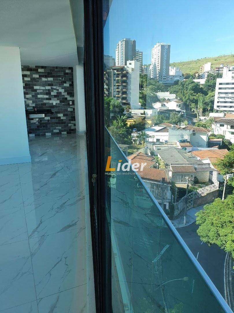 Apartamento à venda com 4 quartos, 225m² - Foto 7