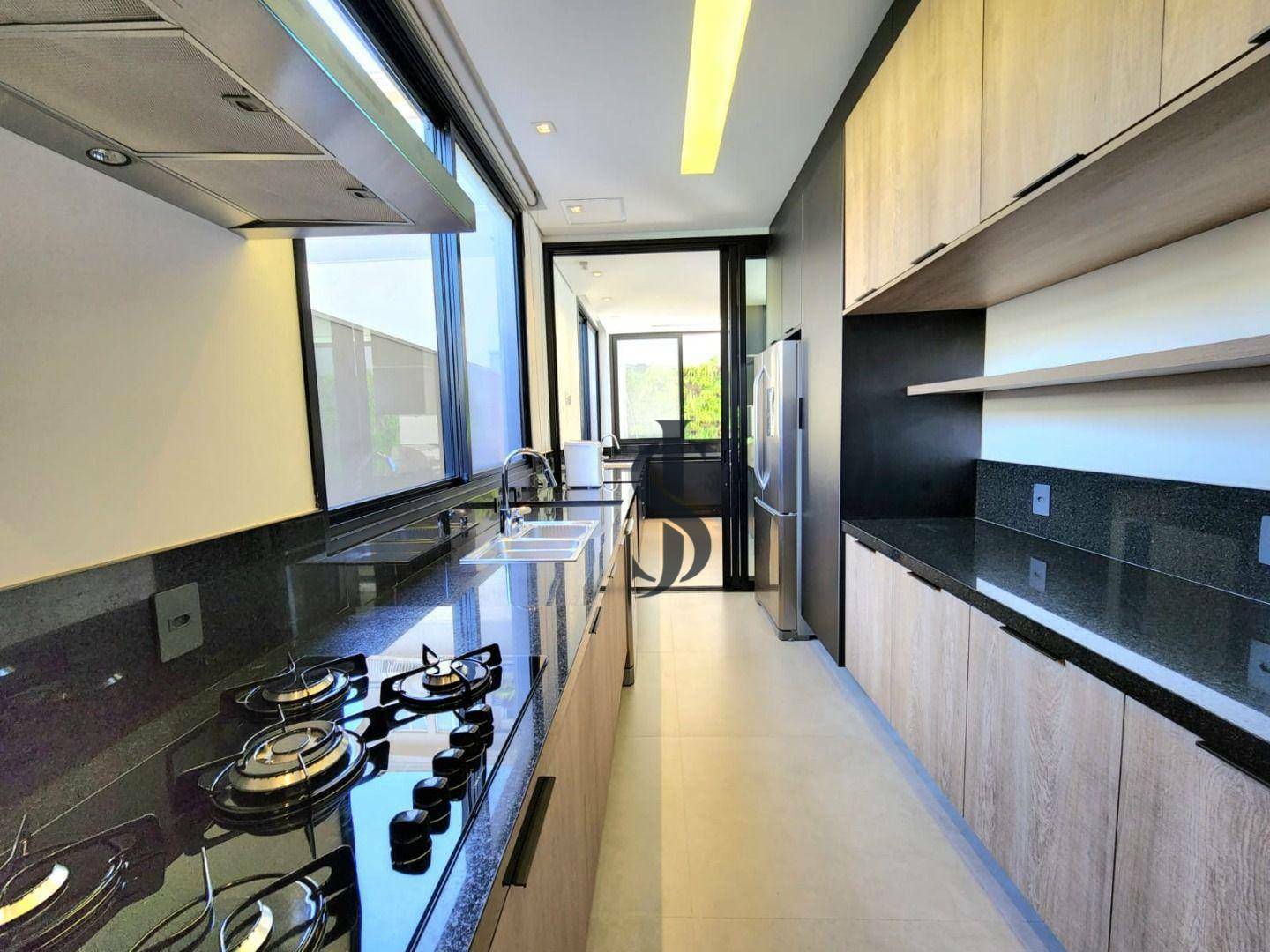 Casa à venda com 3 quartos, 373m² - Foto 12