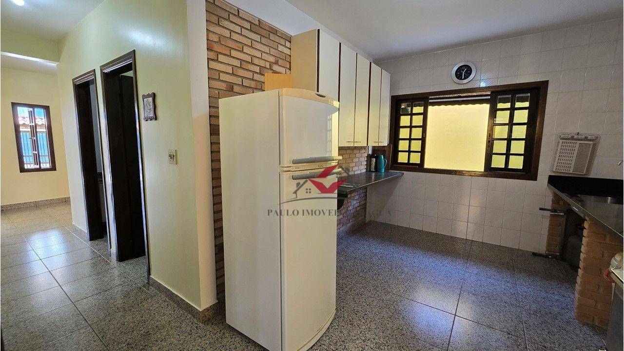 Casa à venda com 4 quartos, 261m² - Foto 16