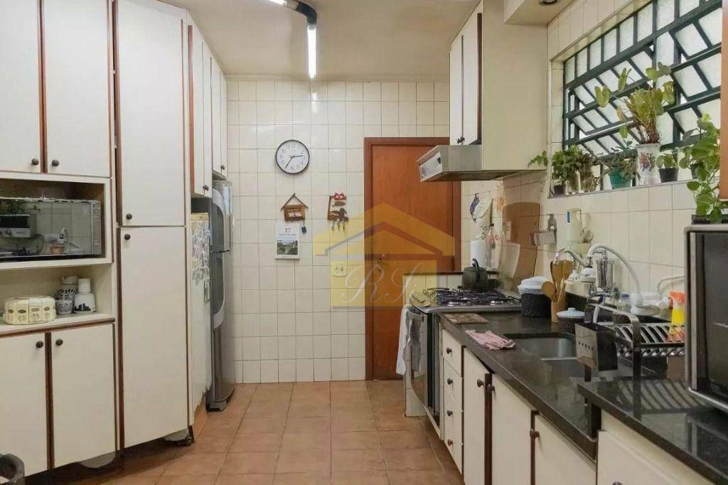 Casa à venda e aluguel com 5 quartos, 205m² - Foto 4