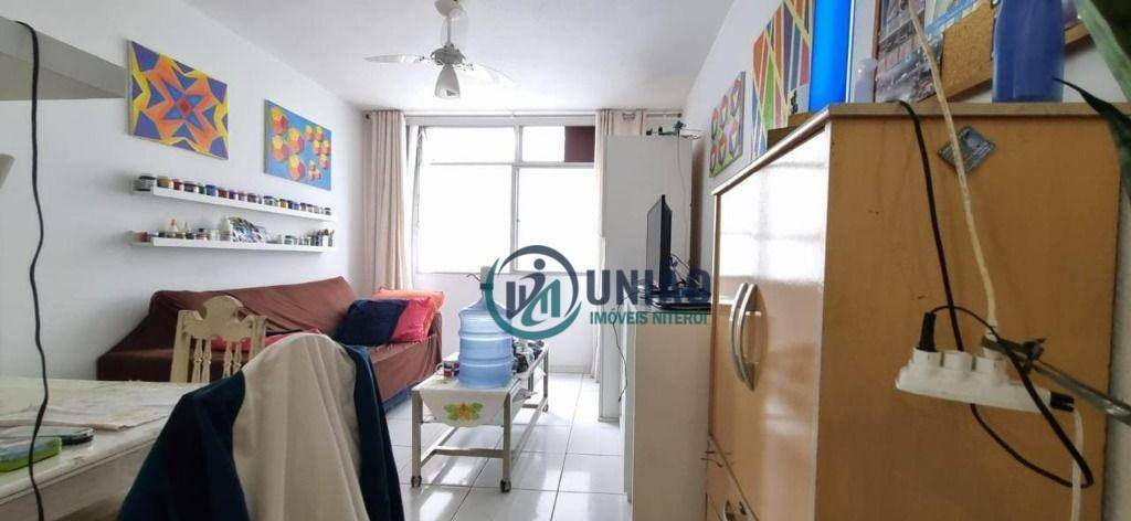 Apartamento à venda com 1 quarto, 50m² - Foto 5