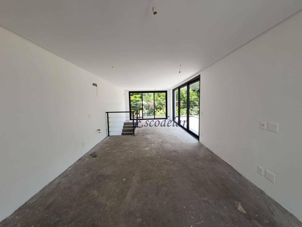 Casa à venda com 3 quartos, 318m² - Foto 23