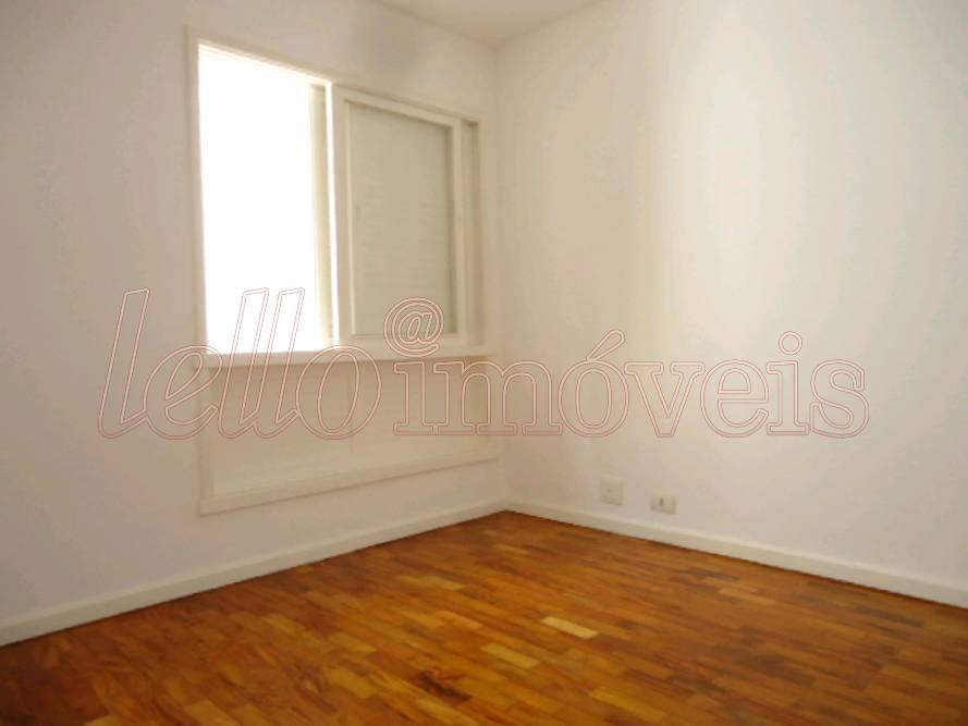 Apartamento para alugar com 3 quartos, 113m² - Foto 9