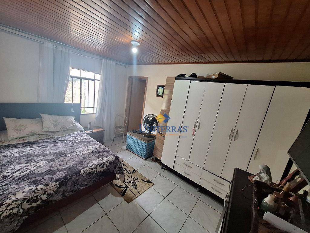 Casa à venda com 4 quartos, 136m² - Foto 21