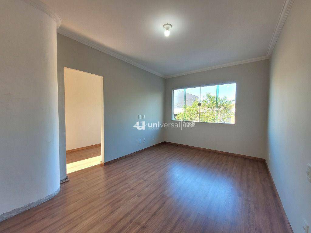 Casa à venda com 3 quartos, 272m² - Foto 10