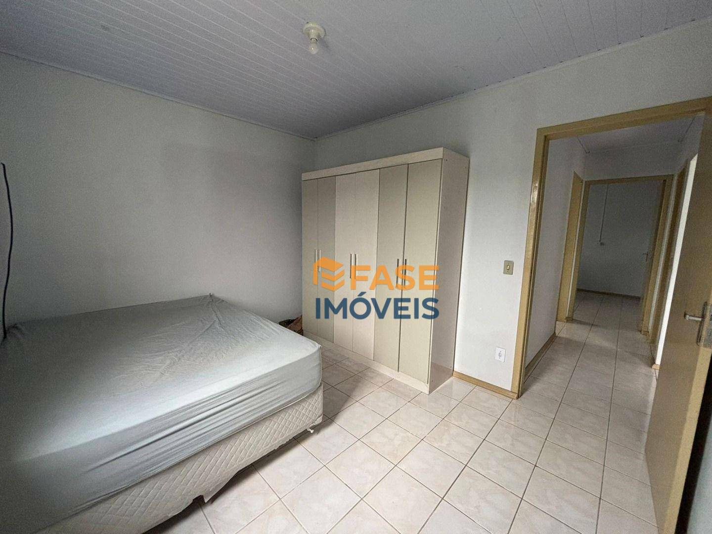 Casa à venda com 3 quartos, 68m² - Foto 9