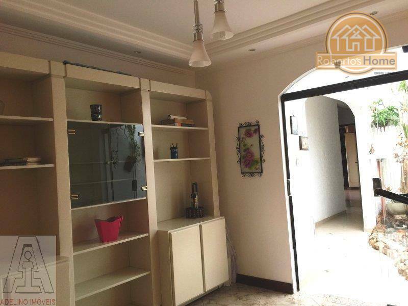 Casa à venda com 3 quartos, 250m² - Foto 10