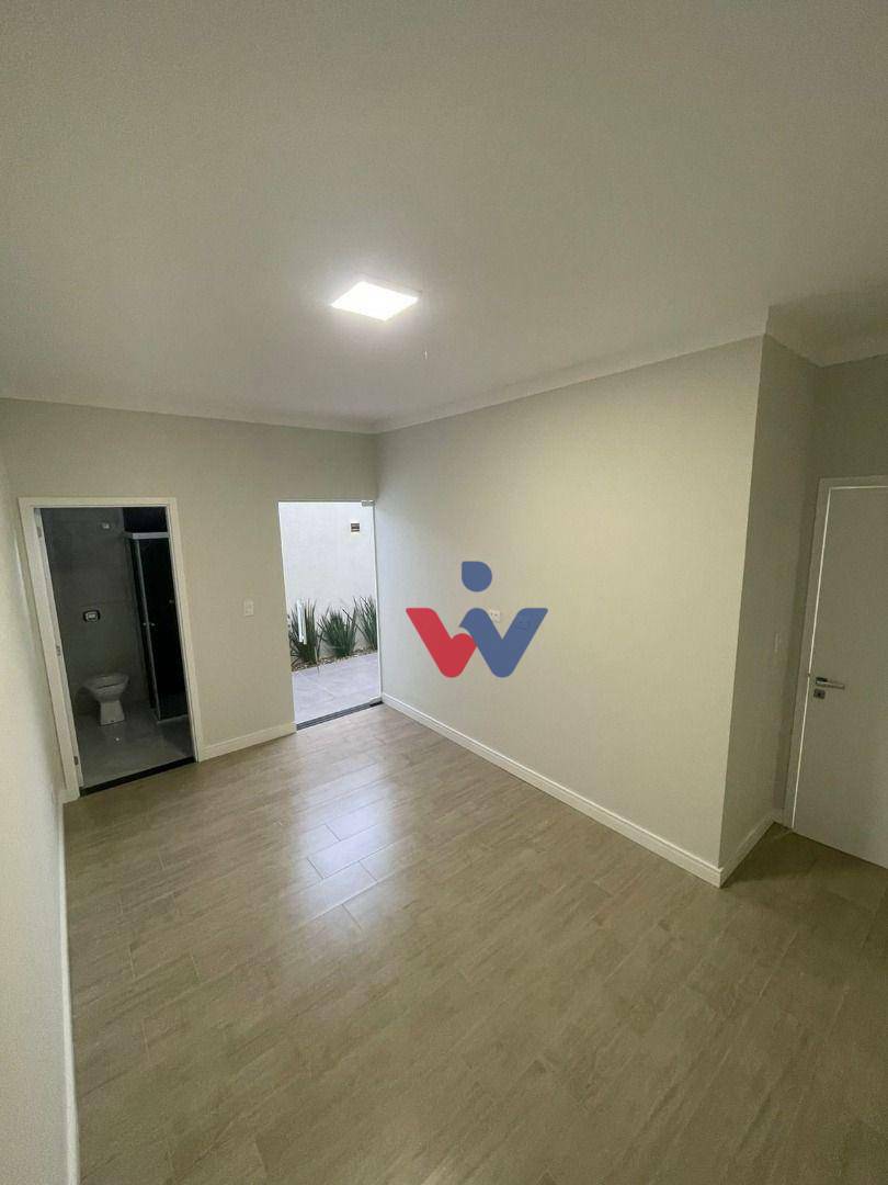 Casa à venda com 3 quartos, 95m² - Foto 11