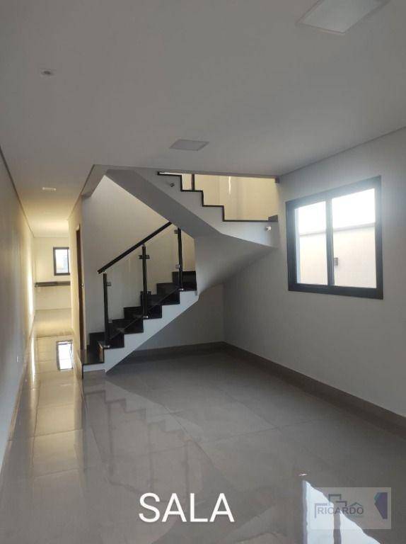 Sobrado, 3 quartos, 137 m² - Foto 1