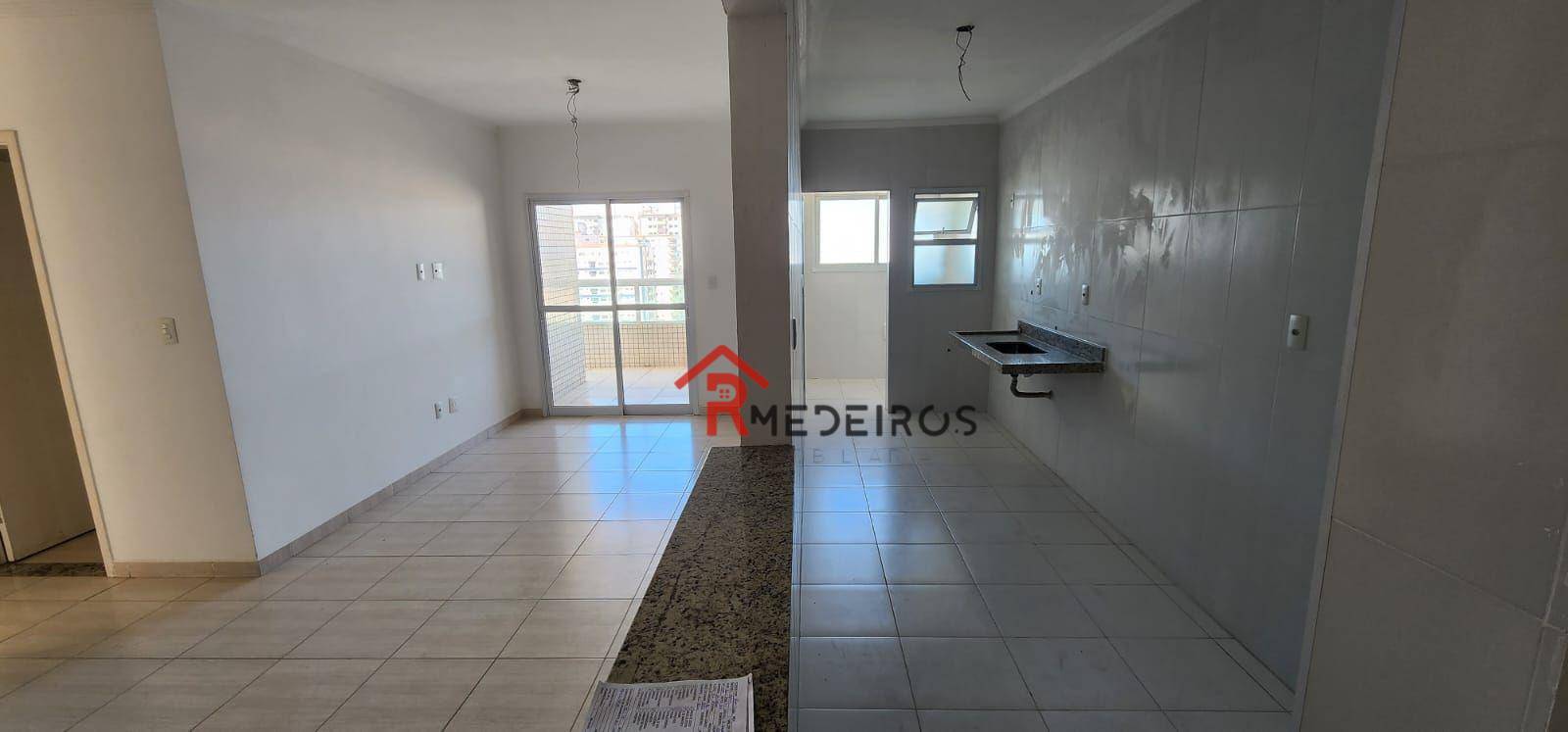 Apartamento à venda com 3 quartos, 101m² - Foto 2