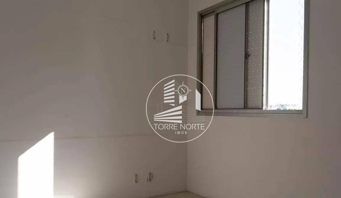 Apartamento à venda com 3 quartos, 82m² - Foto 13