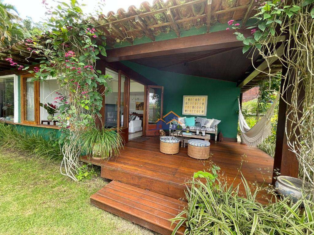 Casa de Condomínio à venda com 3 quartos, 140m² - Foto 4