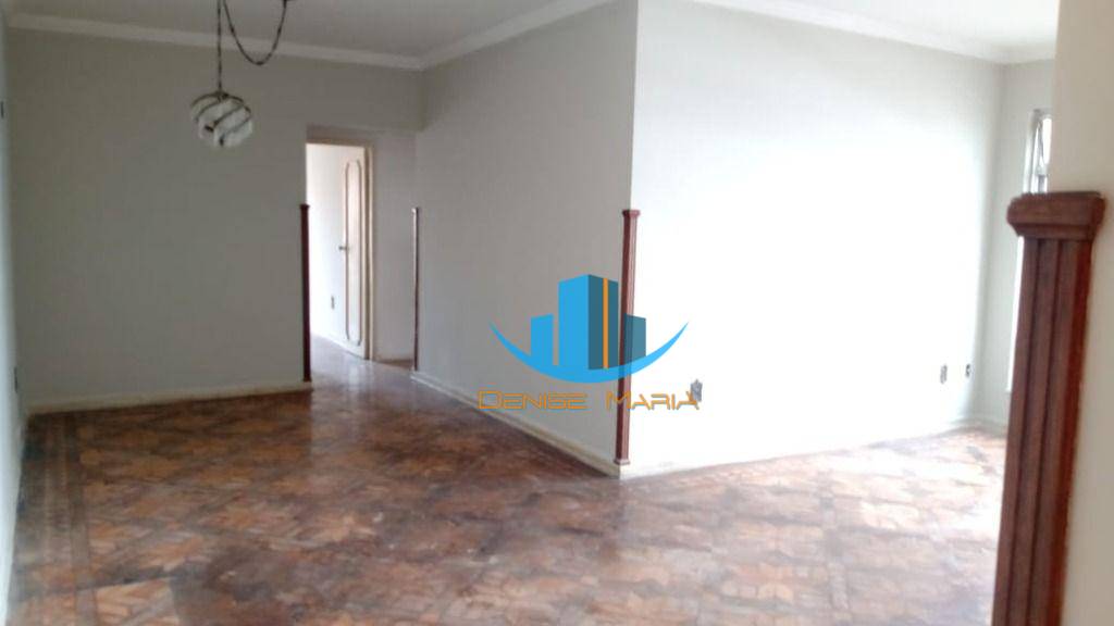 Apartamento à venda com 3 quartos, 122m² - Foto 1