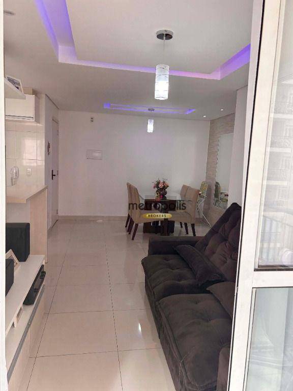 Apartamento à venda com 2 quartos, 68m² - Foto 4