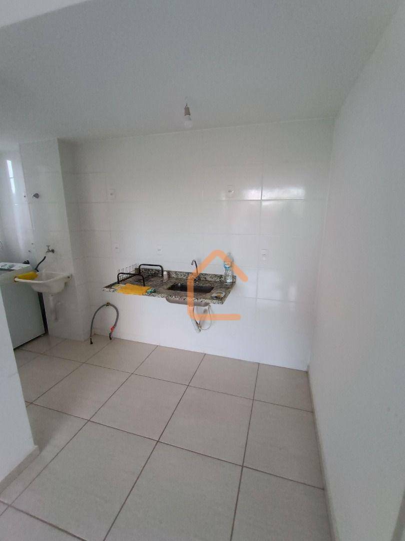 Apartamento para alugar com 2 quartos, 55m² - Foto 8