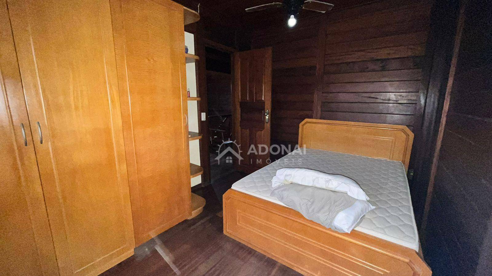 Casa à venda com 3 quartos, 185m² - Foto 9