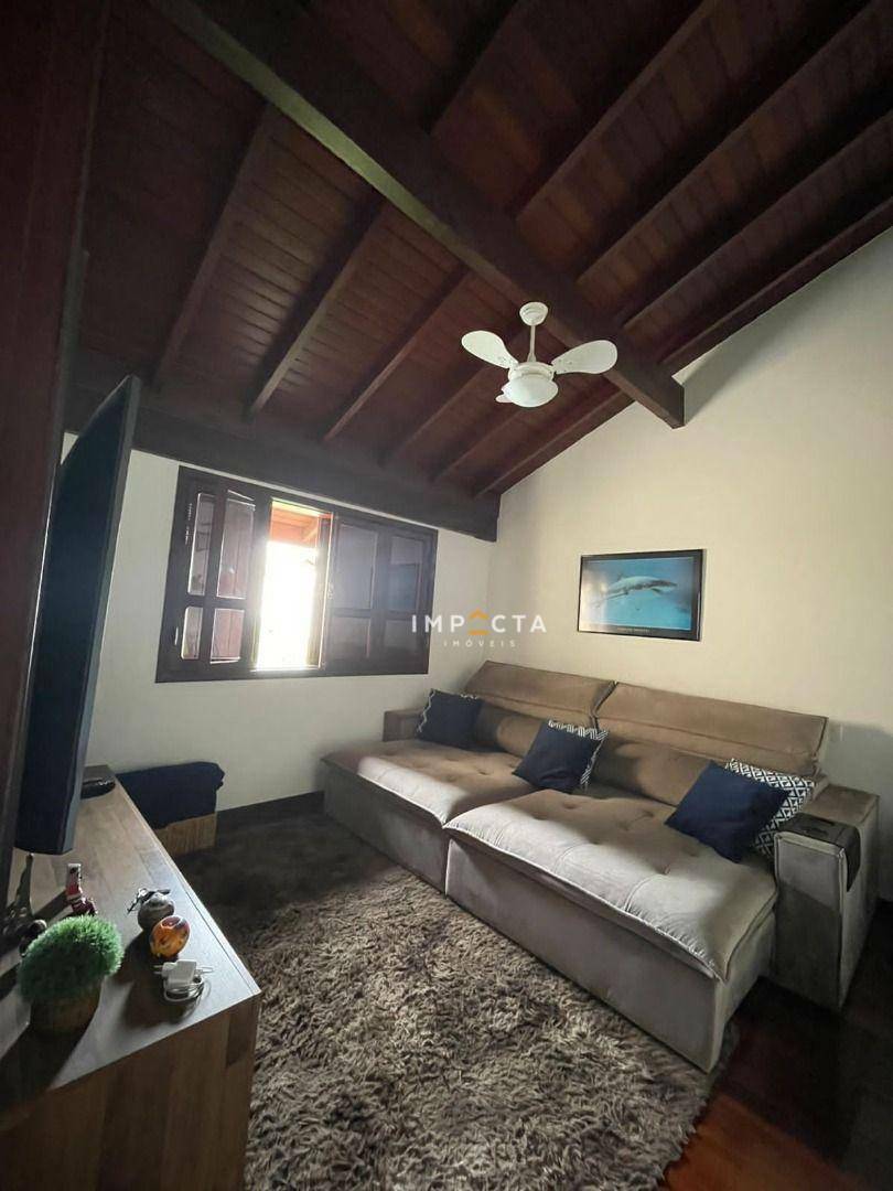 Casa à venda com 3 quartos, 400m² - Foto 8