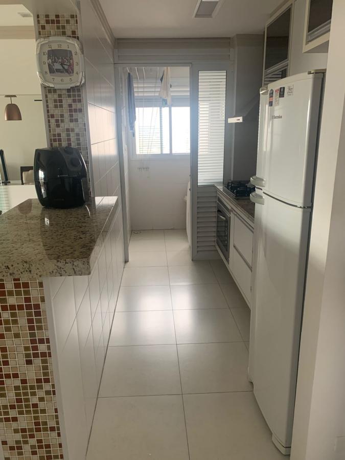 Apartamento para alugar com 2 quartos, 70m² - Foto 9