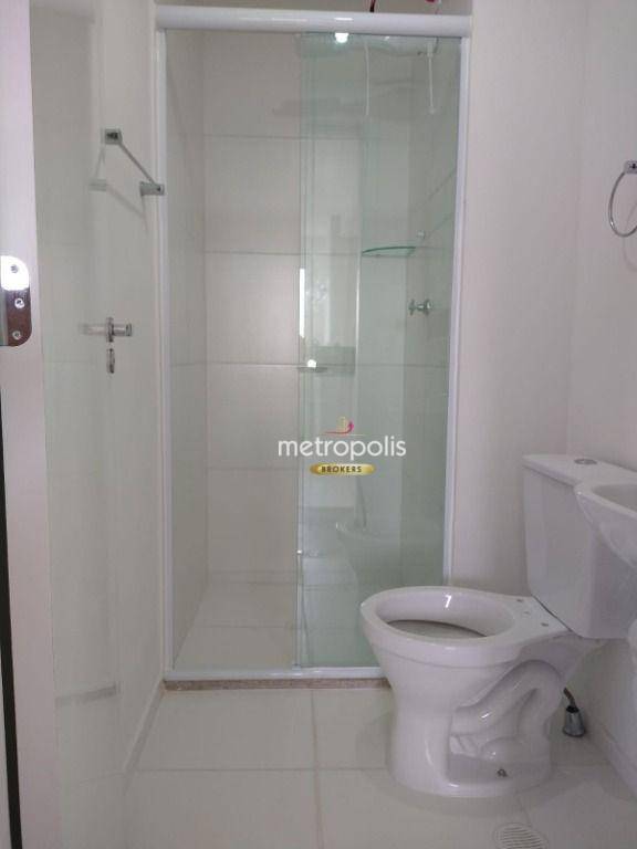 Apartamento para alugar com 2 quartos, 36m² - Foto 12