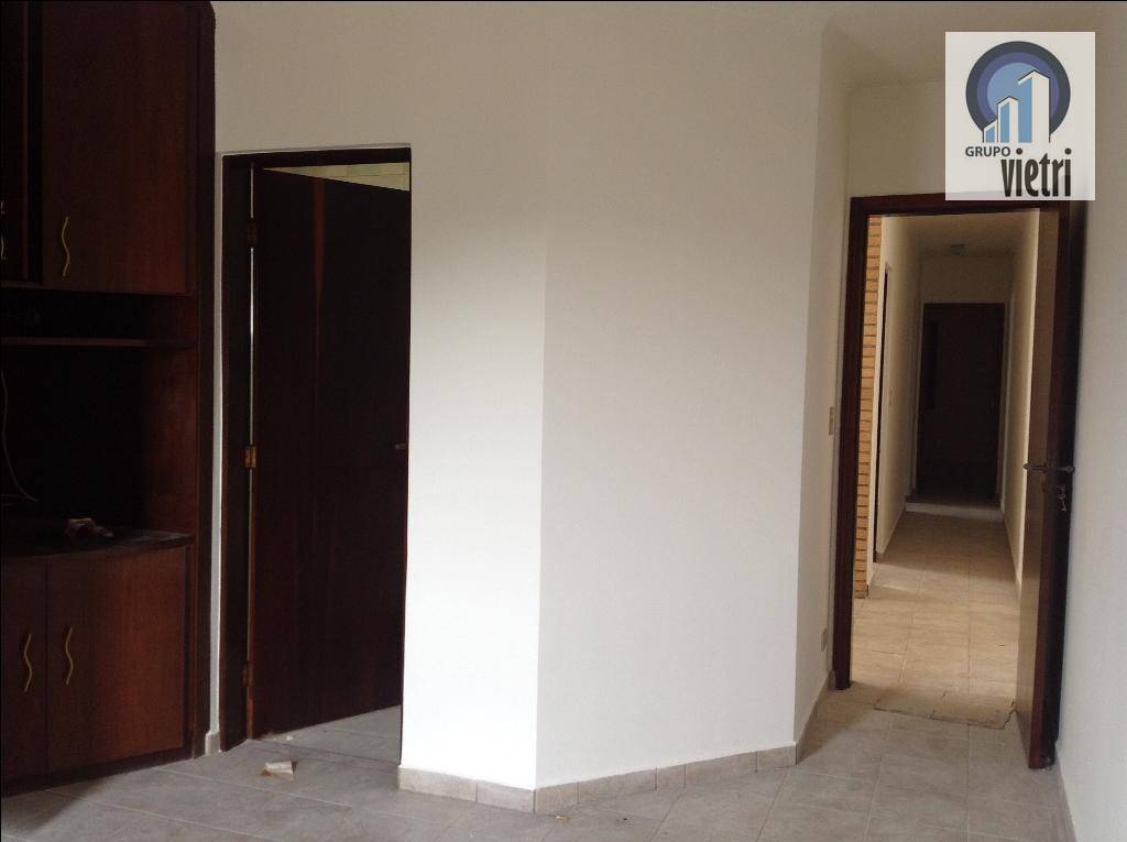 Sobrado à venda com 3 quartos, 205m² - Foto 36