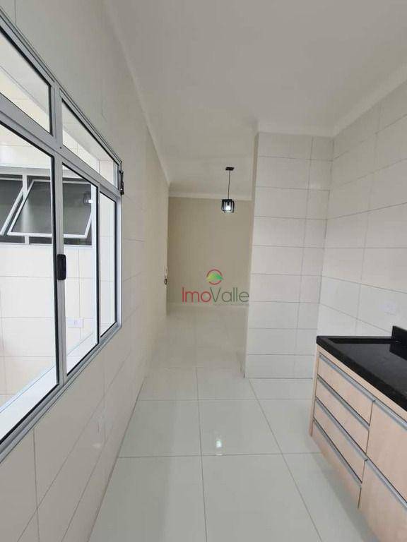 Casa à venda com 3 quartos, 161m² - Foto 4