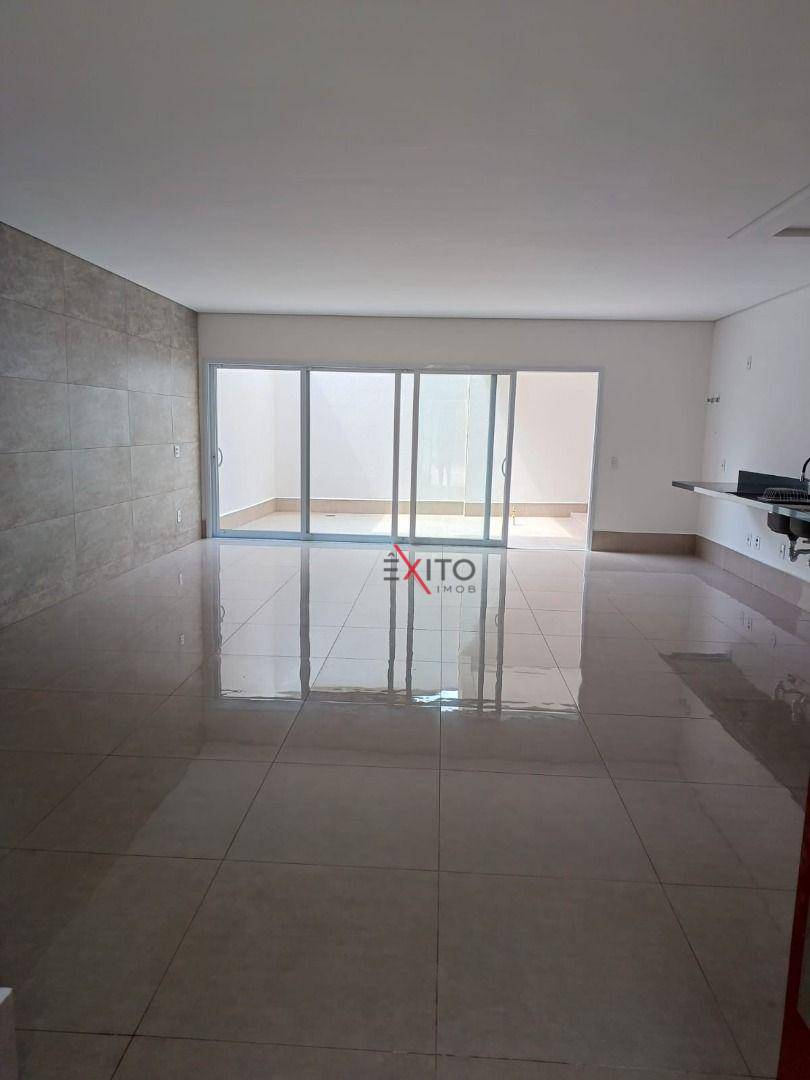 Casa à venda com 3 quartos, 173m² - Foto 9