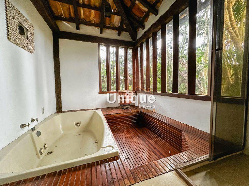 Casa à venda com 5 quartos, 600m² - Foto 30