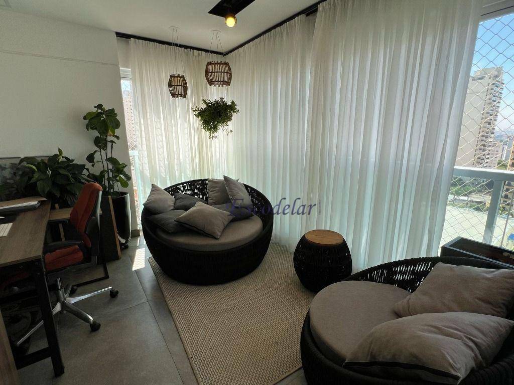 Apartamento à venda com 3 quartos, 184m² - Foto 2