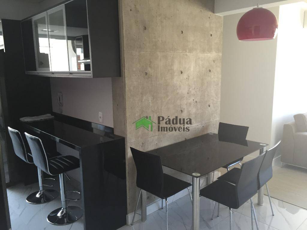 Apartamento à venda com 2 quartos, 70m² - Foto 6