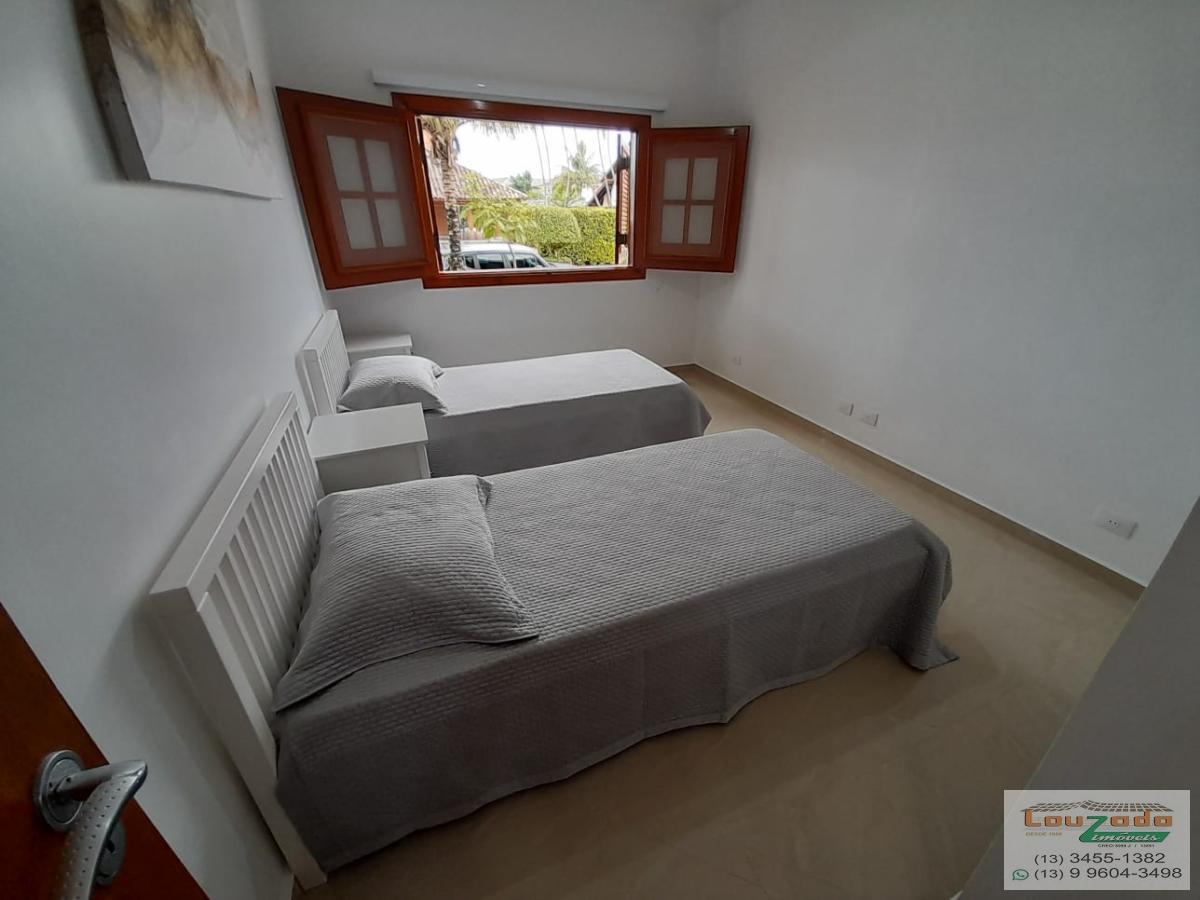 Casa à venda com 3 quartos, 360m² - Foto 15