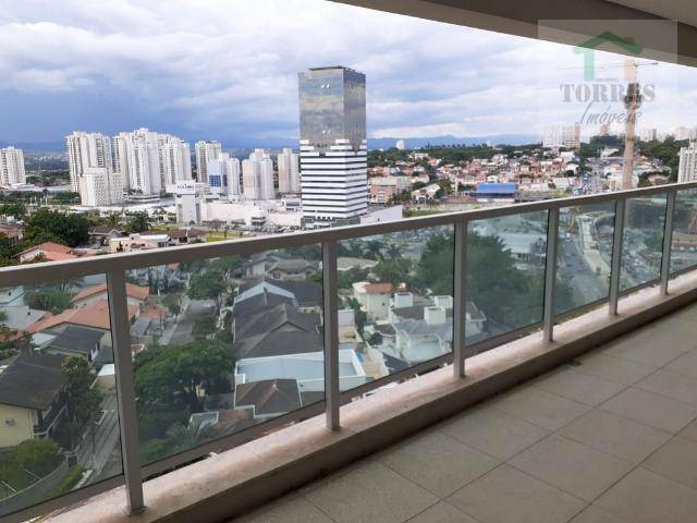 Apartamento para alugar com 4 quartos, 245m² - Foto 1