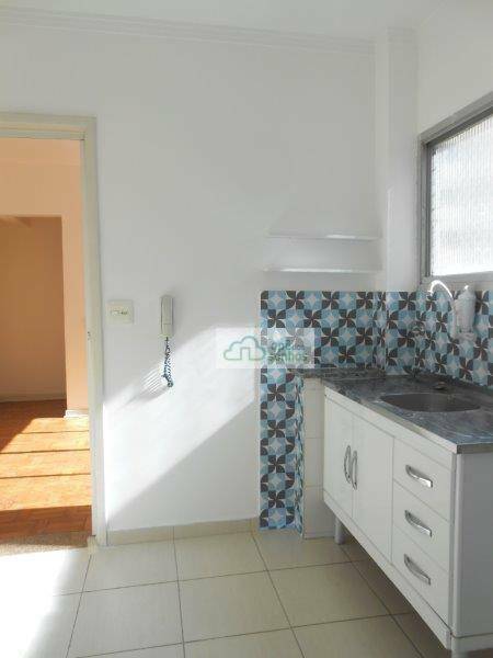 Apartamento para alugar com 1 quarto, 45m² - Foto 12