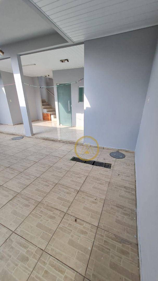 Casa à venda com 7 quartos, 277m² - Foto 20