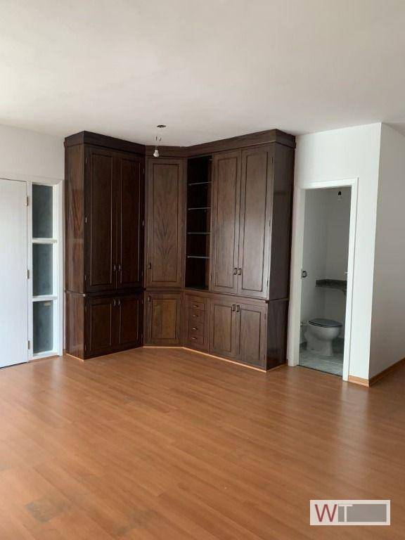 Apartamento à venda com 3 quartos, 125m² - Foto 10