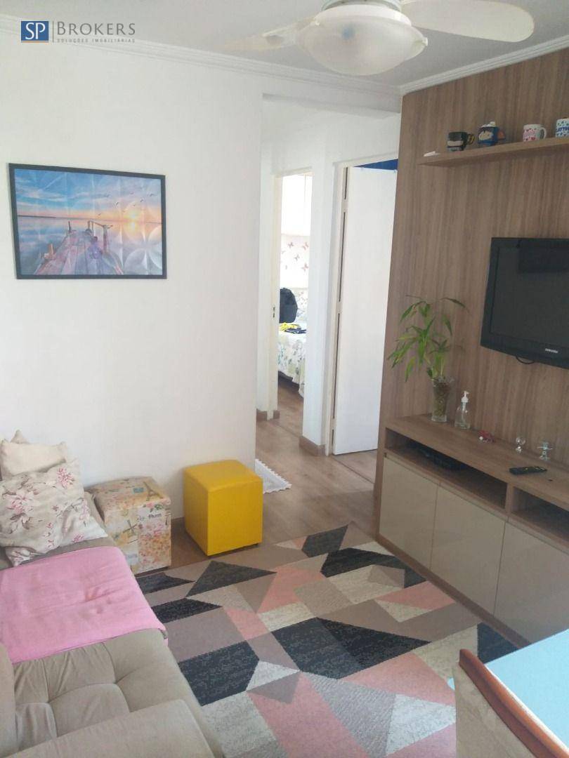 Apartamento à venda com 2 quartos, 46m² - Foto 1