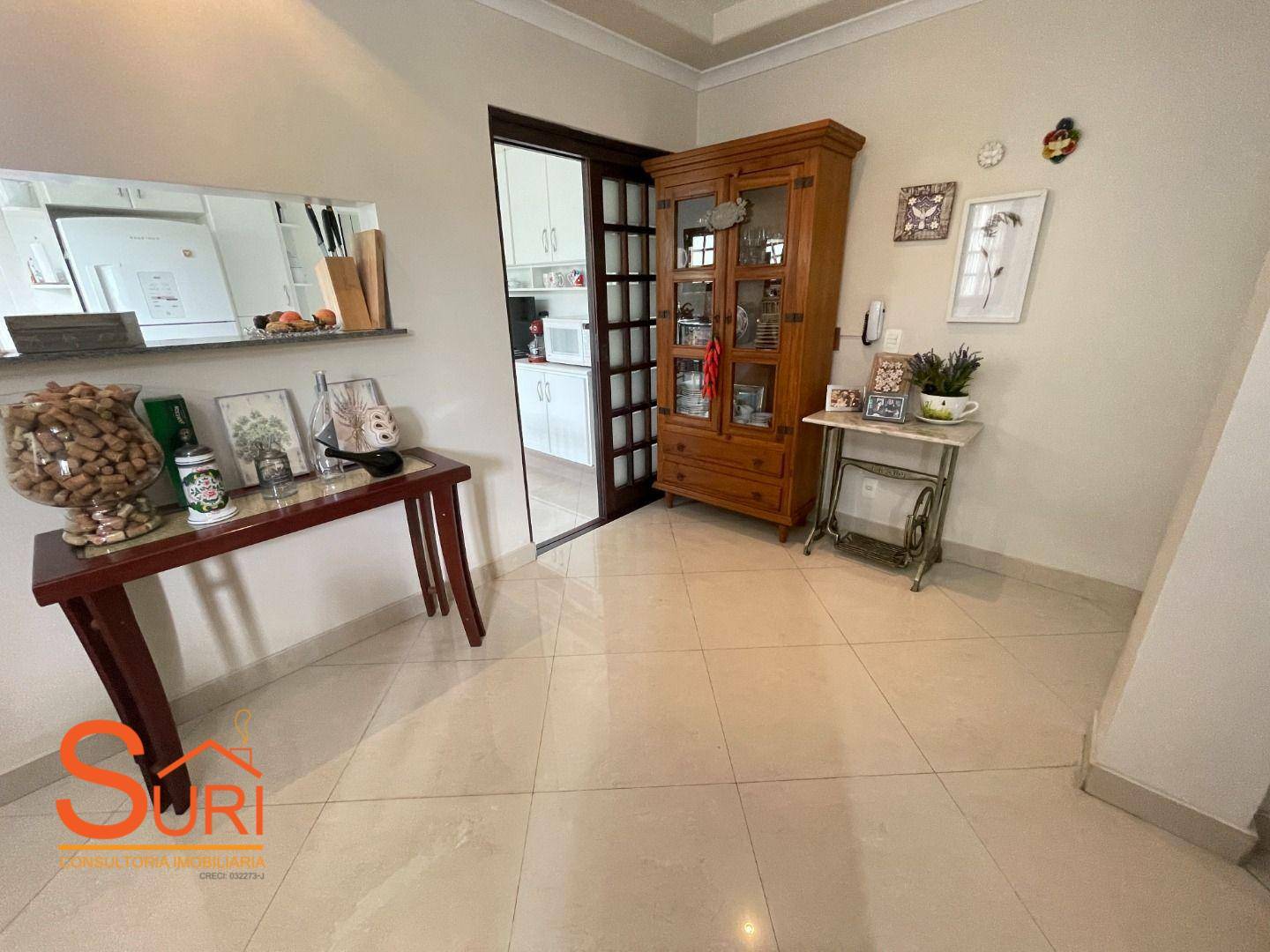 Sobrado à venda com 3 quartos, 324m² - Foto 3