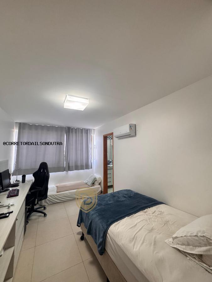 Apartamento à venda com 3 quartos, 214m² - Foto 19