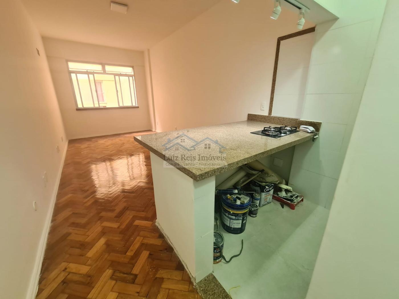 Apartamento à venda com 1 quarto, 35m² - Foto 18