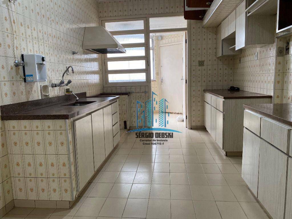 Apartamento à venda com 3 quartos, 148m² - Foto 9