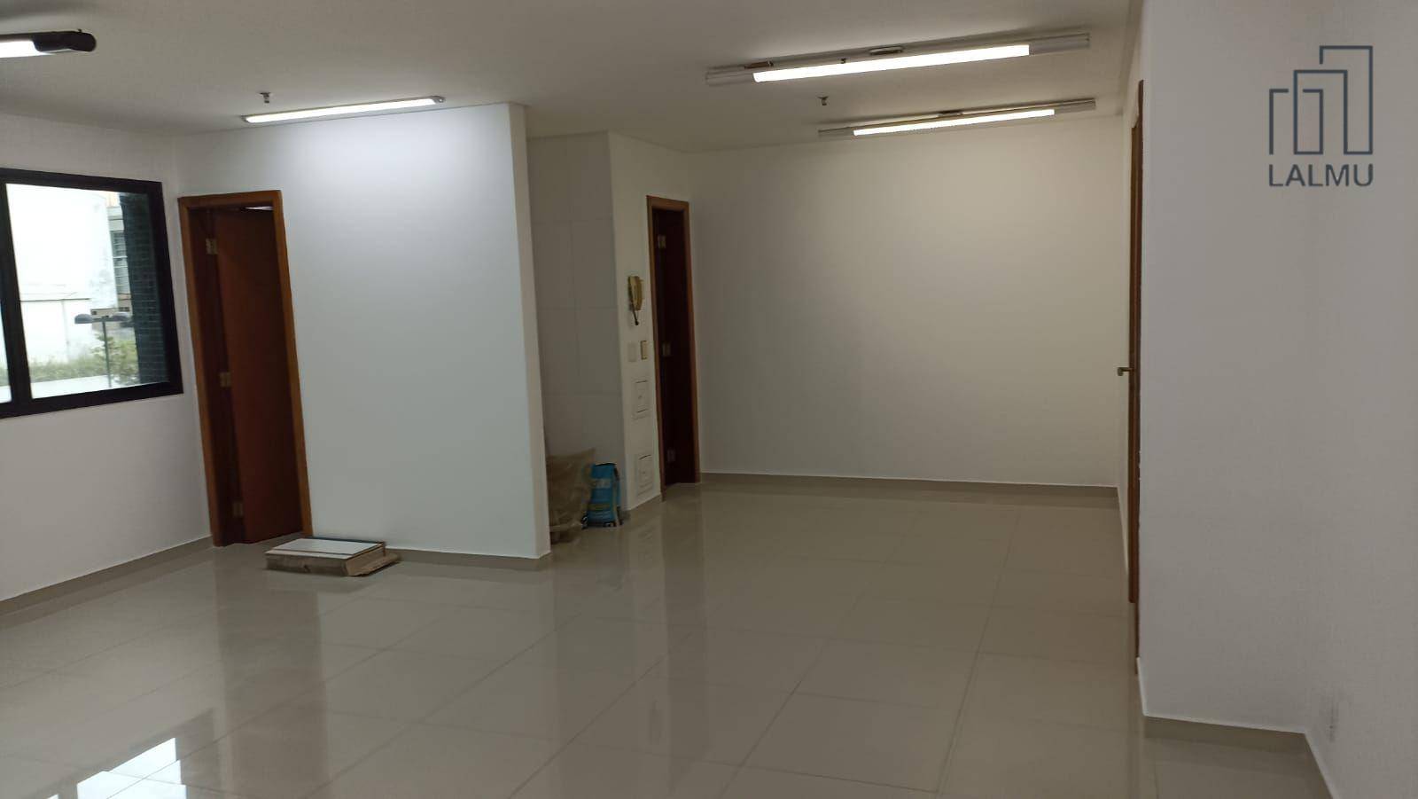 Sobrado para alugar com 4 quartos, 330m² - Foto 37