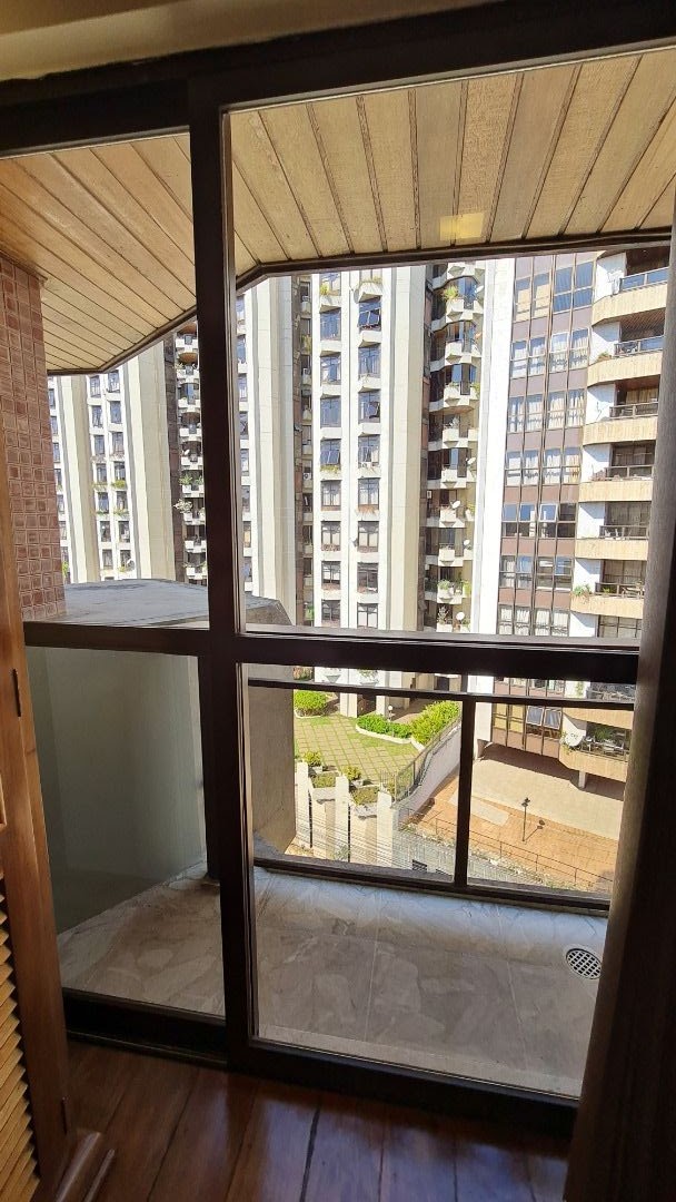 Apartamento à venda com 5 quartos, 250m² - Foto 31