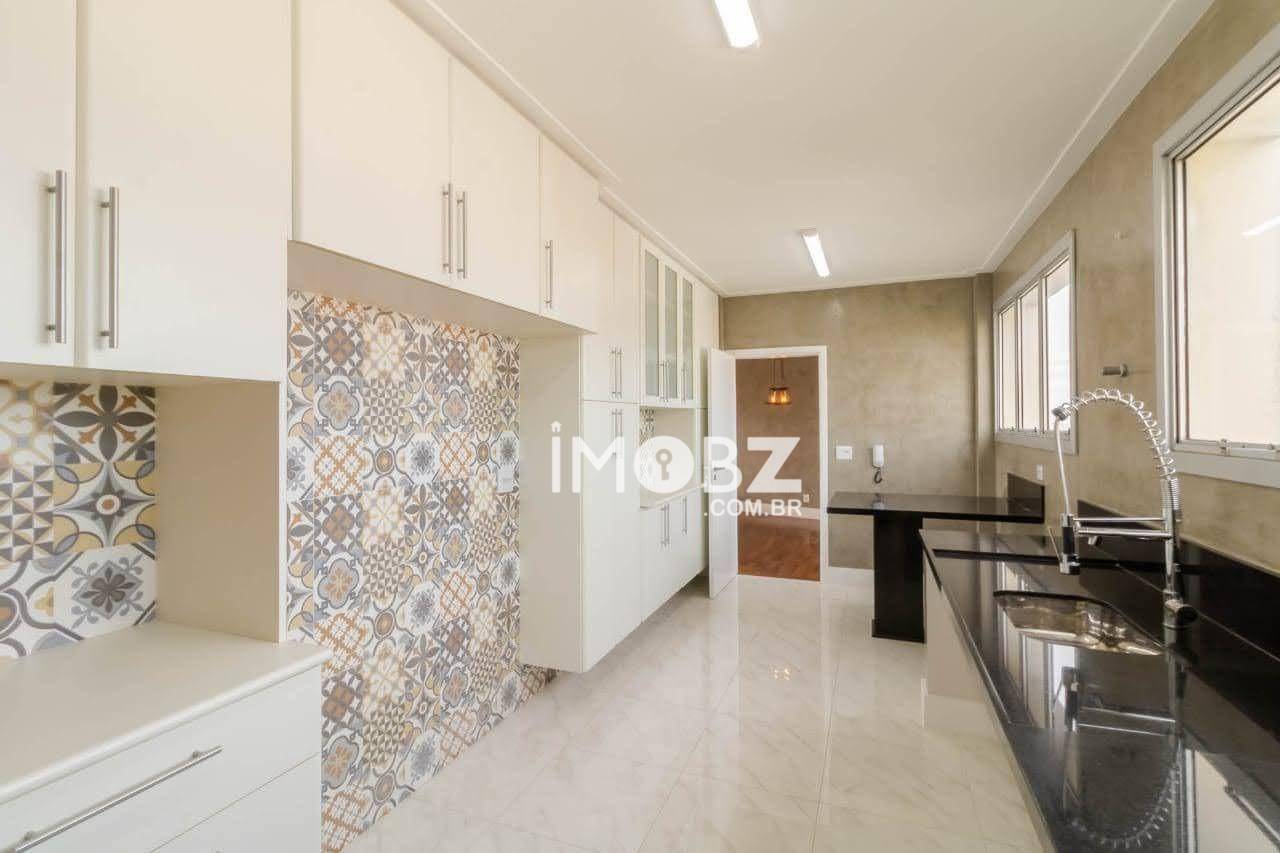 Apartamento à venda com 4 quartos, 221m² - Foto 36