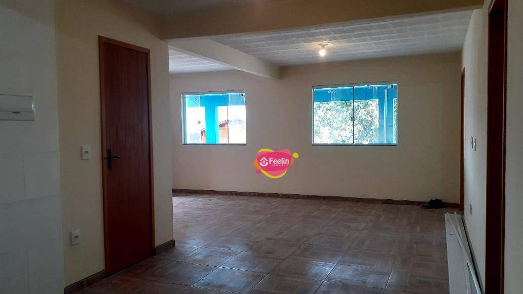 Casa para alugar com 2 quartos, 90m² - Foto 11